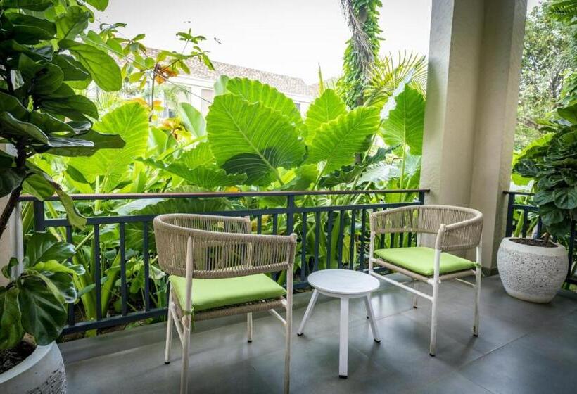 Maira Resort And Convention Center