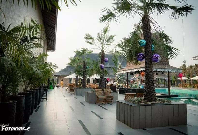 Maira Resort And Convention Center