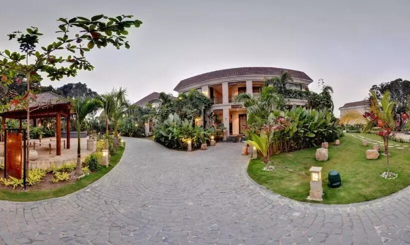 Maira Resort And Convention Center