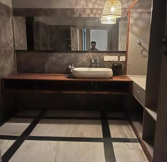 Nkaasa Hotel Personal Suites