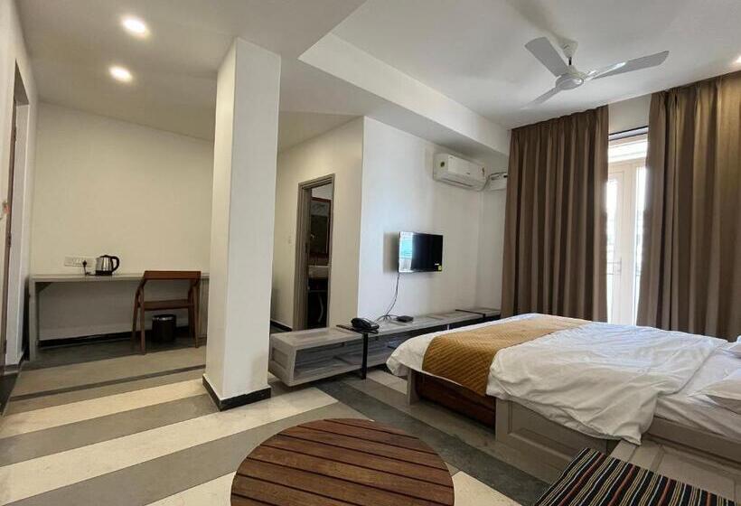 Nkaasa Hotel Personal Suites