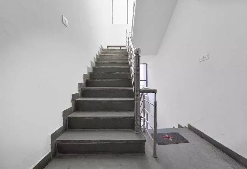 Oyo Hotel Kanha
