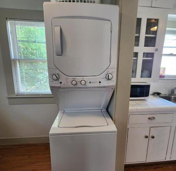 膳宿费 Cute & Quiet Garage Apt Home