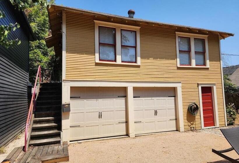 膳宿费 Cute & Quiet Garage Apt Home