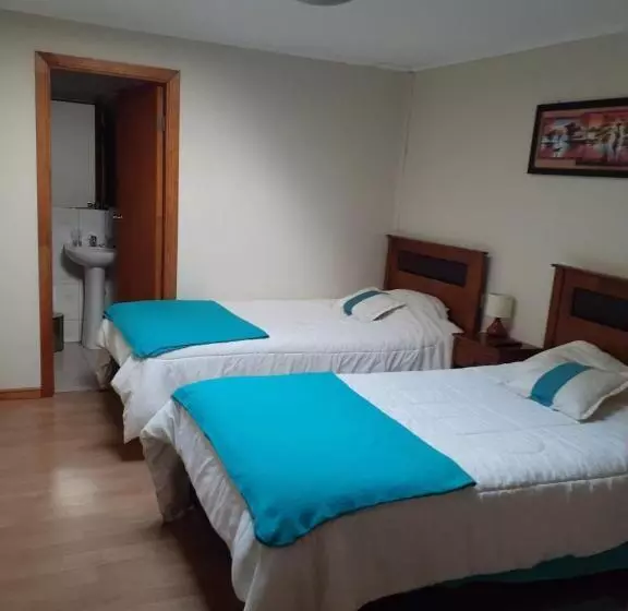 پانسیون Hostal Iros