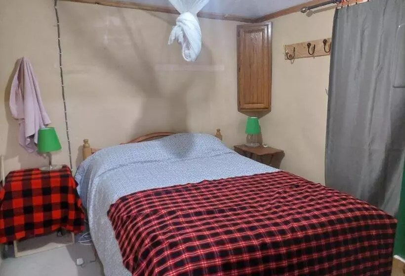 پانسیون Kanunka House