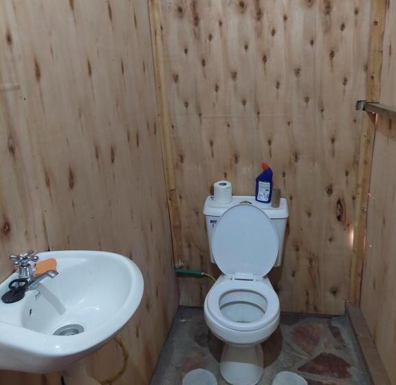 پانسیون Kanunka House