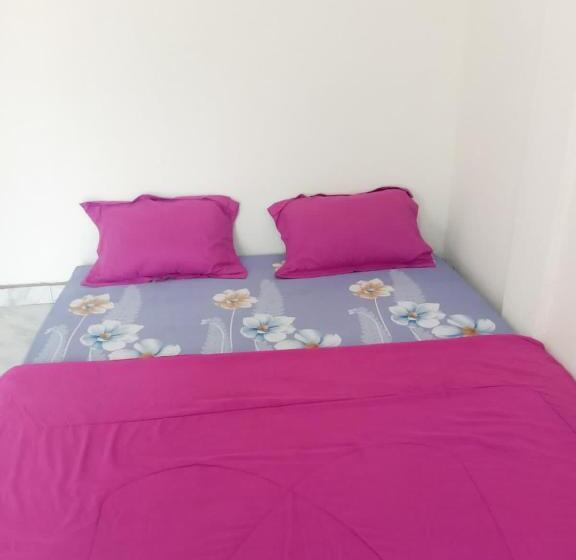 פנסיון Saturnus Homestay