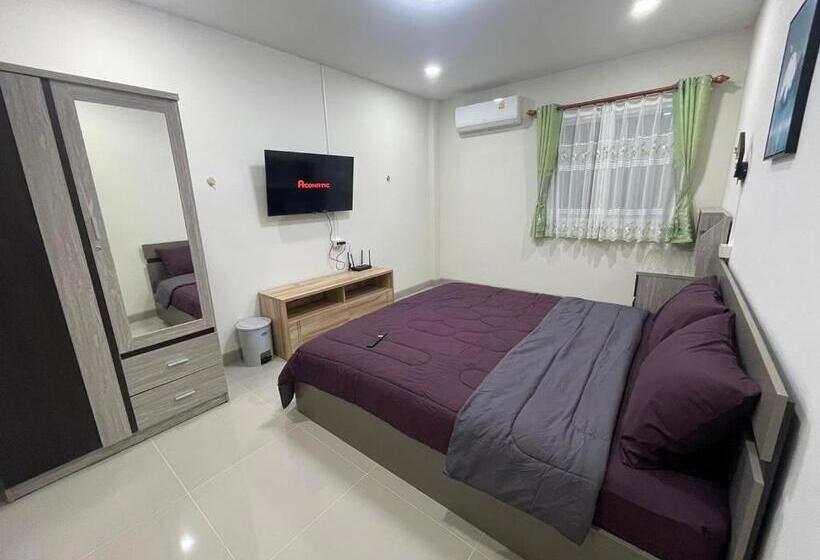 Albergue อีโฮสเทลบ้านช่น