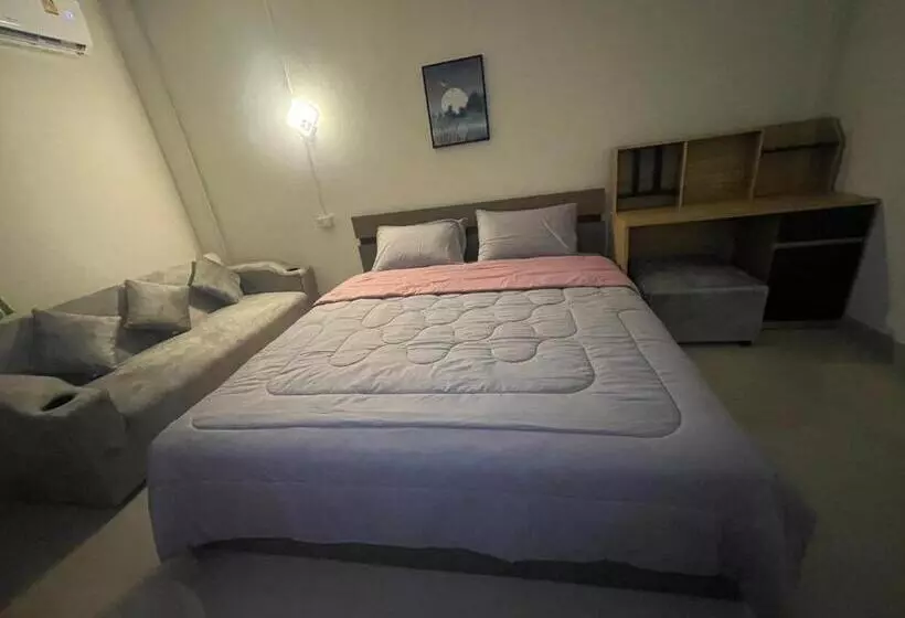 Retkeilymaja อีโฮสเทลบ้านช่น