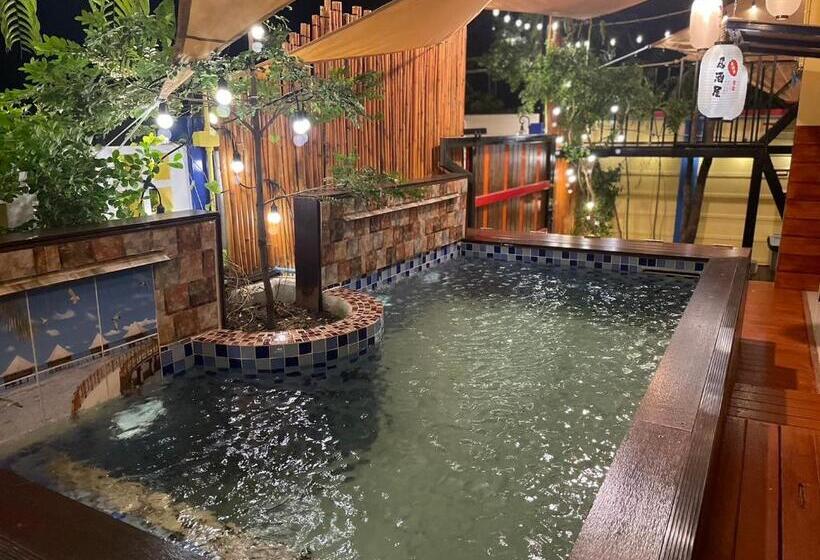 Albergue อีโฮสเทลบ้านช่น