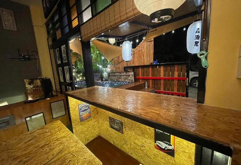 Albergue อีโฮสเทลบ้านช่น