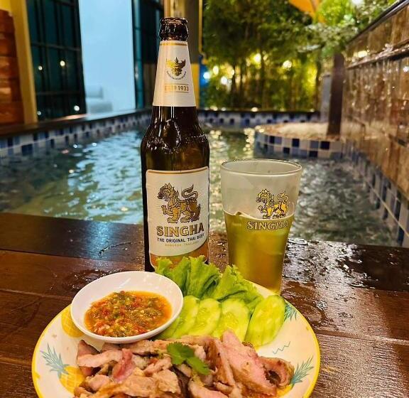 Общежитие อีโฮสเทลบ้านช่น