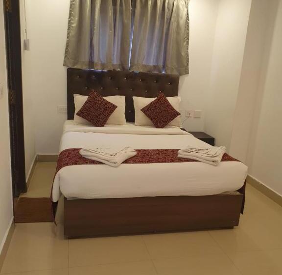 Super Hotel O Earth Hotel Vadapalani