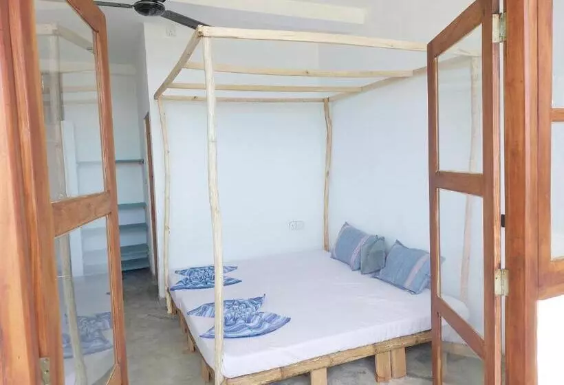 Retkeilymaja Gaia Ocean Surf Yoga