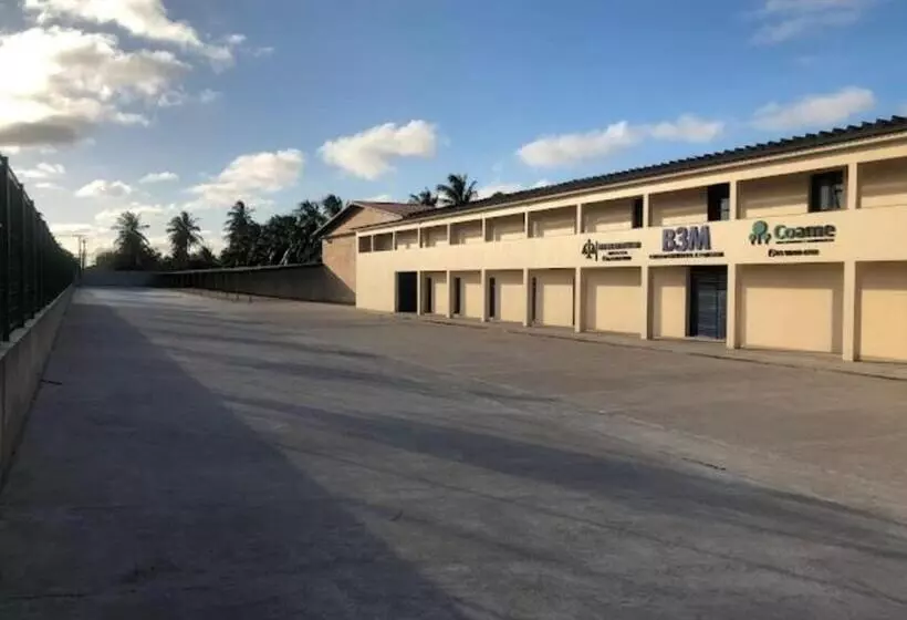 Retkeilymaja Pousada B3m