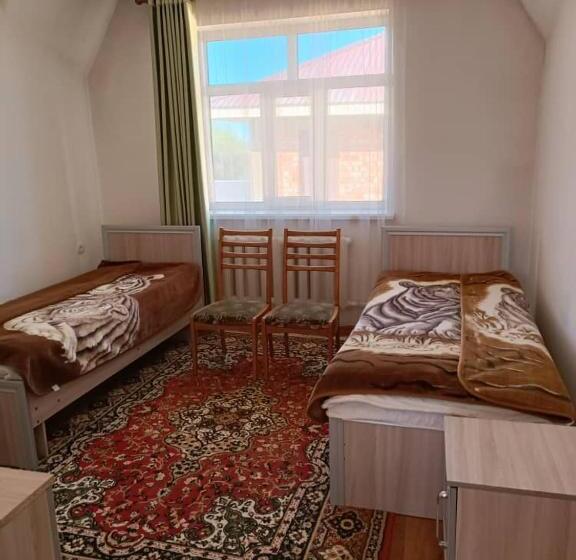 تختخواب و صبحانه Ai House