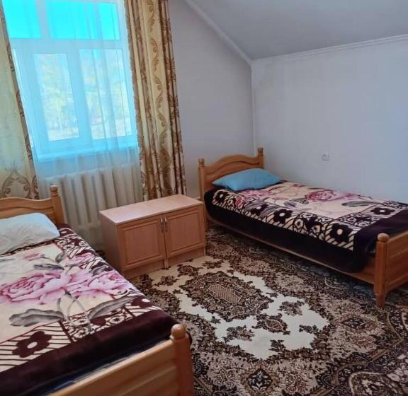 تختخواب و صبحانه Ai House