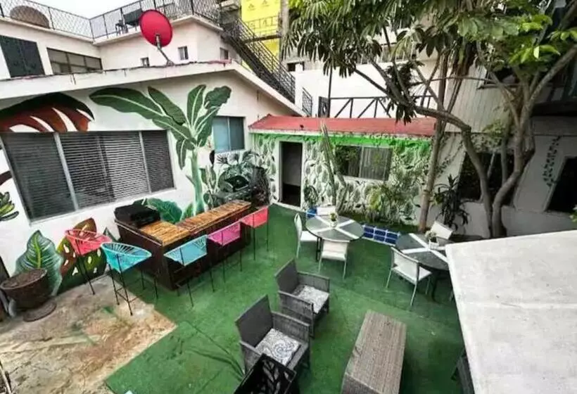 تختخواب و صبحانه Penthouse Tj