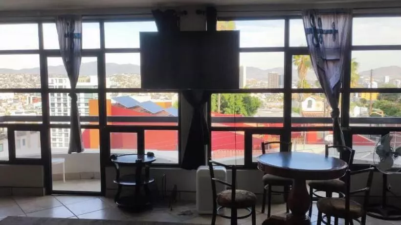 تختخواب و صبحانه Penthouse Tj
