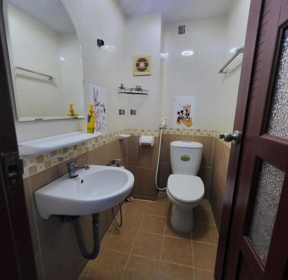 تختخواب و صبحانه Phượng Hoàng Lucky