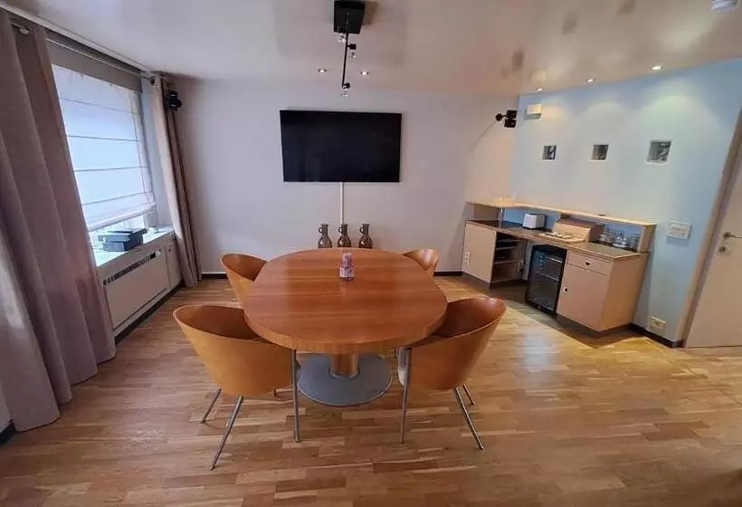 Aamiaismajoitus (B&B) Beautyd Studio Double Of Twin Met Extra Vouwbed Centrum Gullegem