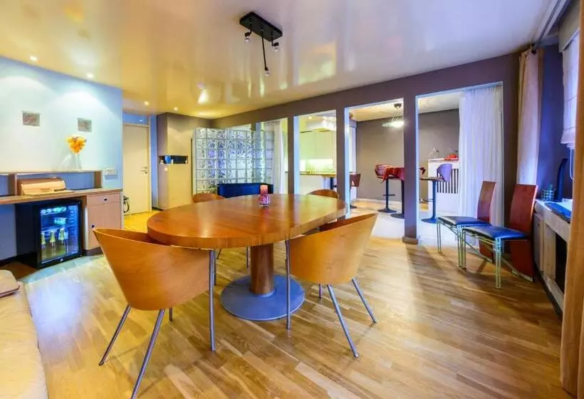 Aamiaismajoitus (B&B) Beautyd Studio Double Of Twin Met Extra Vouwbed Centrum Gullegem
