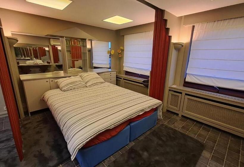 تختخواب و صبحانه Beautyd Studio Double Of Twin Met Extra Vouwbed Centrum Gullegem