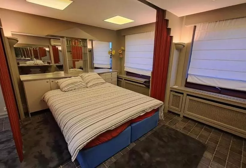 Aamiaismajoitus (B&B) Beautyd Studio Double Of Twin Met Extra Vouwbed Centrum Gullegem