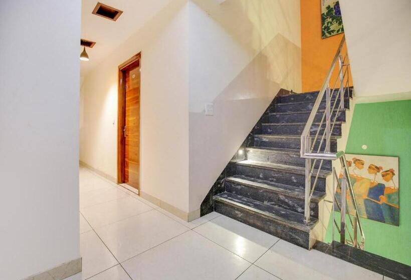 Collection O Hotel Backhouse