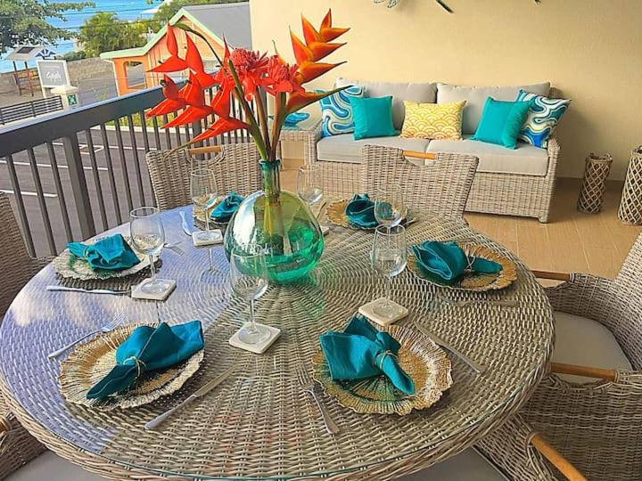 هتل Bright 2 Bedroom, Fitts Village, St.james