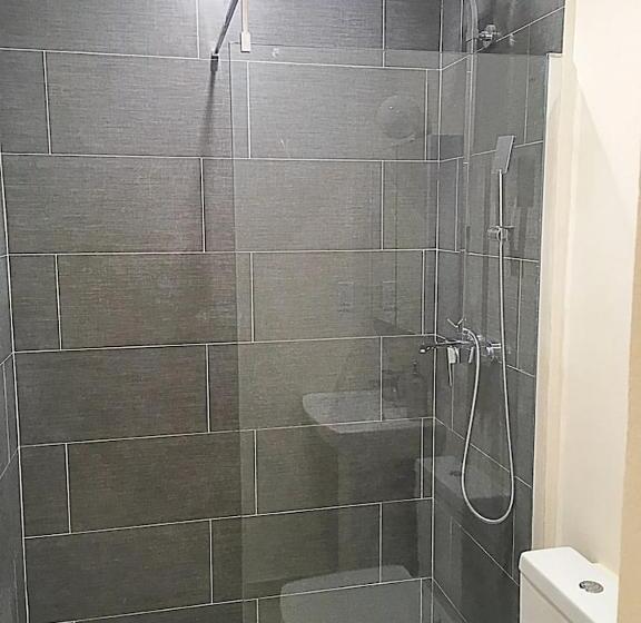 هتل Bright 2 Bedroom, Fitts Village, St.james