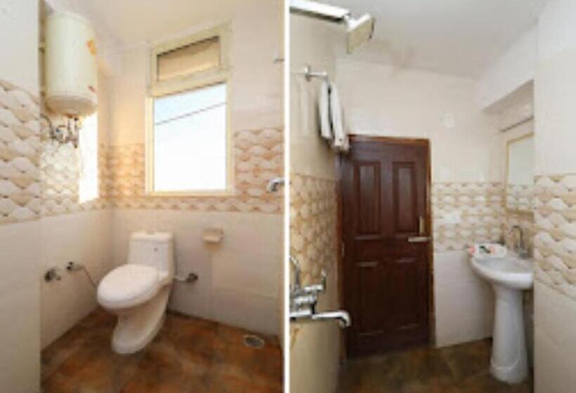 Hotel Broadway Grand, Shimla