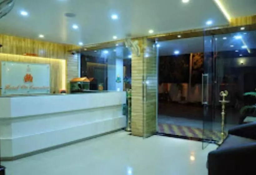 ホテル Om Executive, Satara