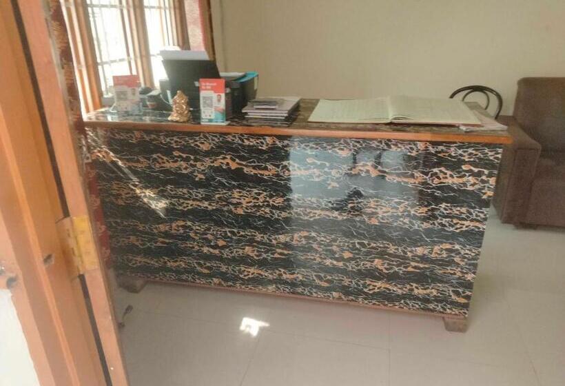 Hotel Oyo Rm Guest House