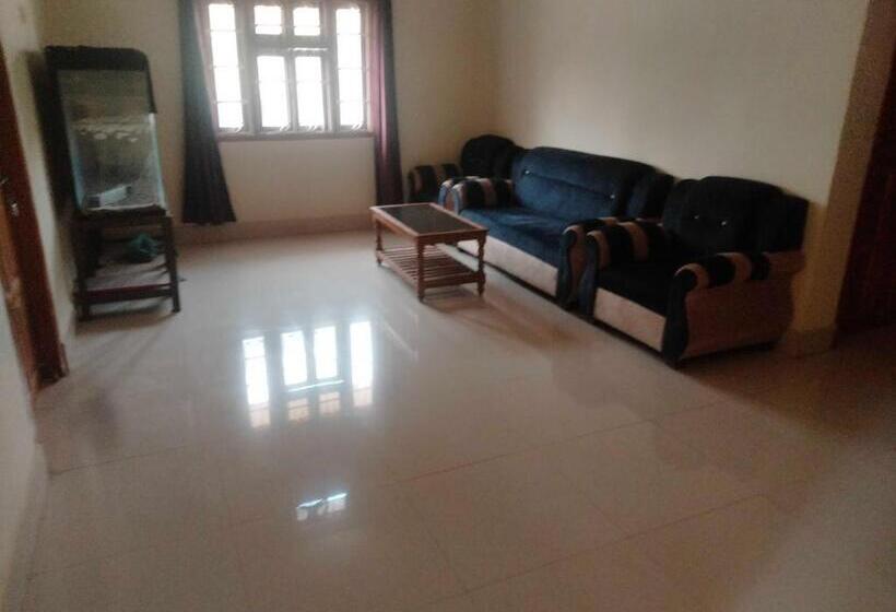 Hotel Oyo Rm Guest House