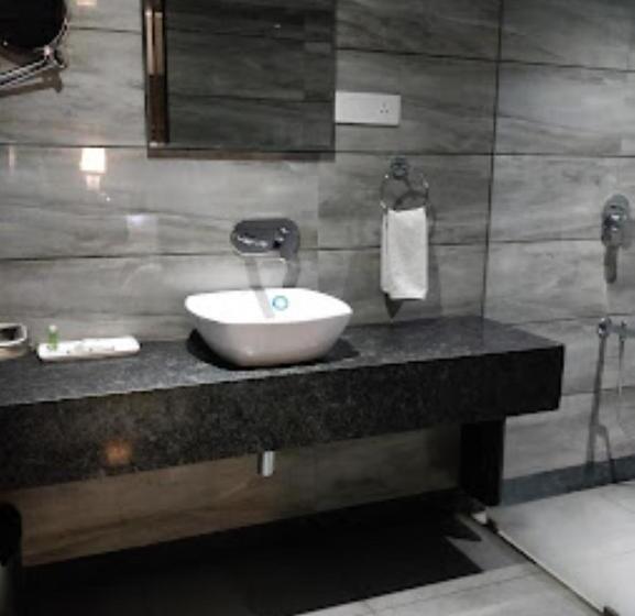 Hotel Radiance, Ahmednagar