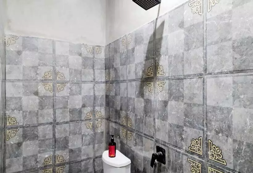 Hotelli Reddoorz Syariah Near Exit Tol Bojong Pekalongan