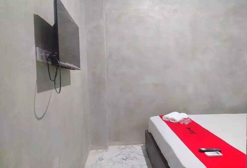 Hotelli Reddoorz Syariah Near Exit Tol Bojong Pekalongan