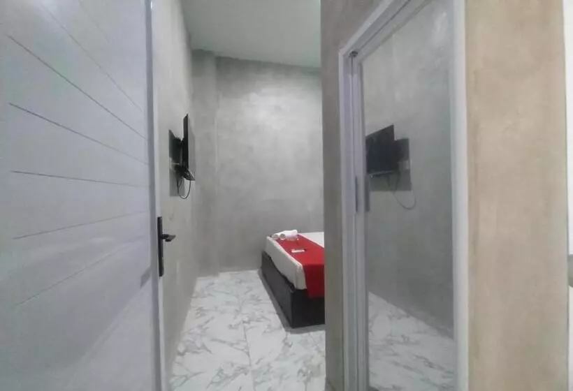 Hotelli Reddoorz Syariah Near Exit Tol Bojong Pekalongan