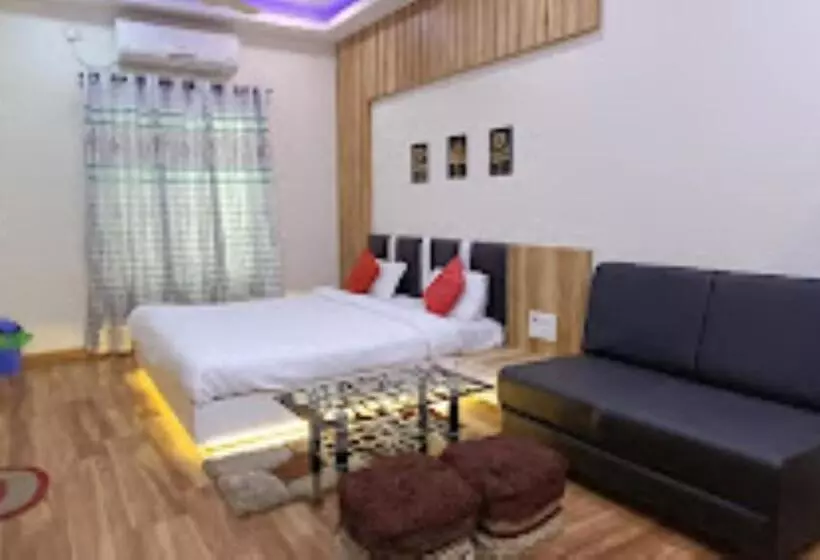 ホテル Rw International, Hingoli