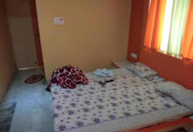 Hotel Rw International, Hingoli