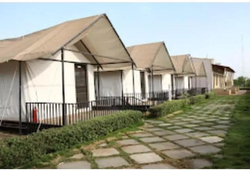 ホテル Shubham Resorts, Solapur