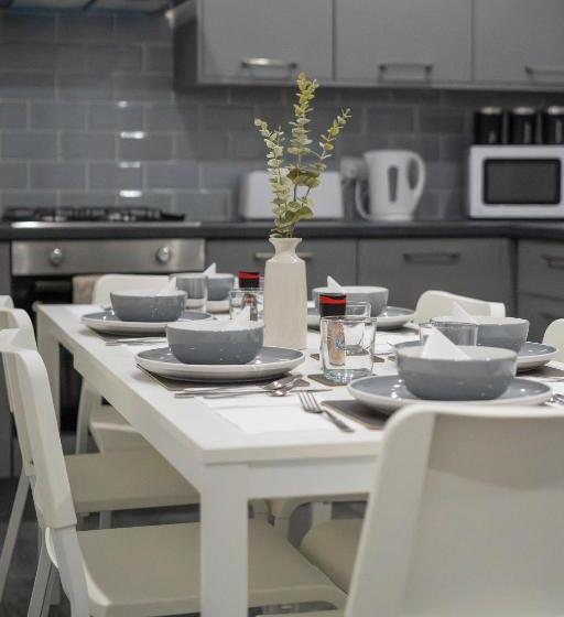 `isimi Luxurious 4 Bed 4 En Suite House Cumbria