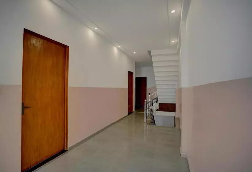Oyo Hotel Maya Luxe