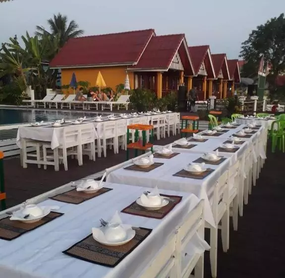 Majatalo Golden Hotel Dondet