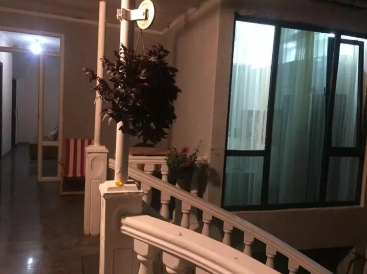 پانسیون Kristi S Home