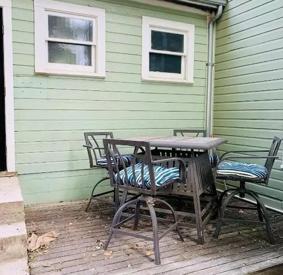 Majatalo The Downtown Abbey