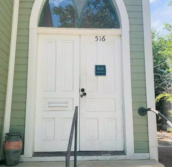 Majatalo The Downtown Abbey