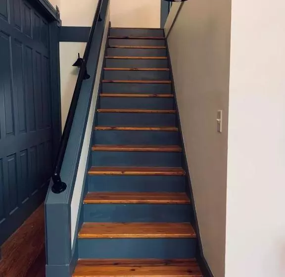 Majatalo The Downtown Abbey